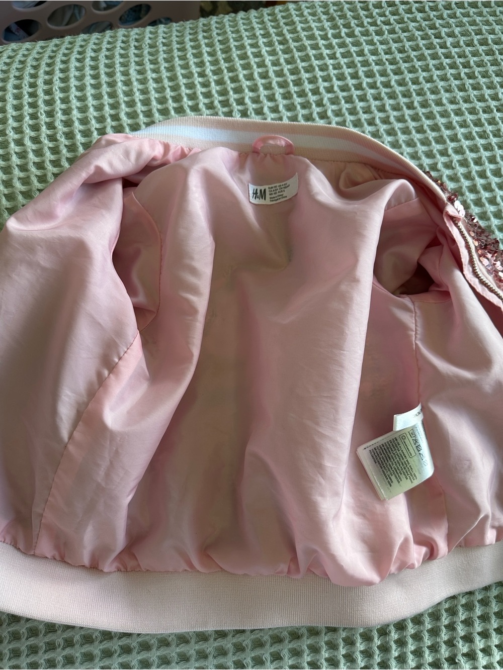 H&M Pink Sequin Unicorn Bomber Jacket in Size 4-5Y - Picture 10 of 12